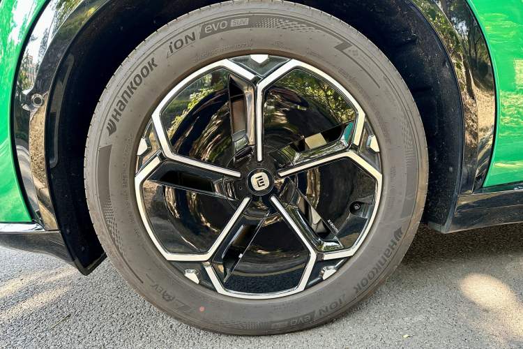 Used  YU7 2025 Ultra-Long Range Rear-Wheel Drive Version