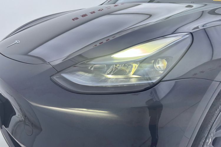 Used Tesla Model Y 2024 Rear-Wheel-Drive Version
