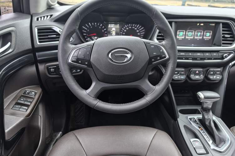 Used GAC Trumpchi GS4 2017 235T Automatic Two-Wheel Drive Luxury Smart Connectivity Version