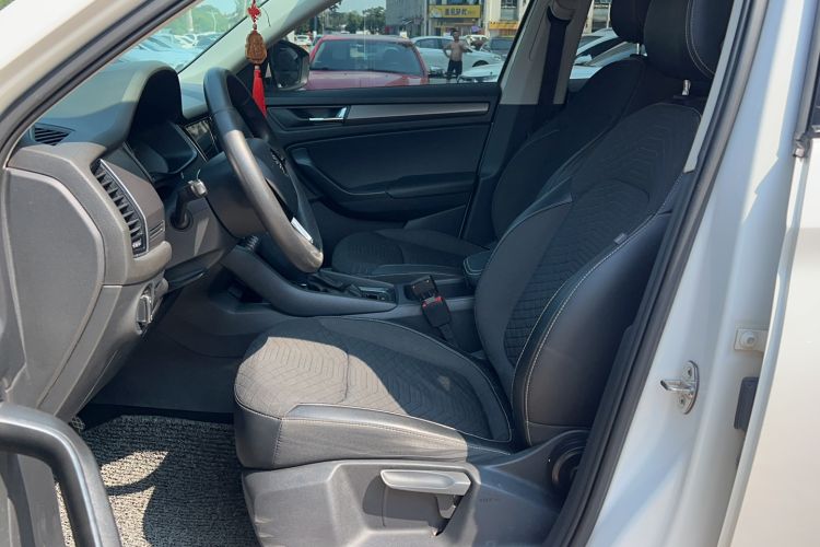 Used Skoda Kodiaq 2018 Facelifted TSI330 5-Seater Two-Wheel-Drive Comfort Edition
