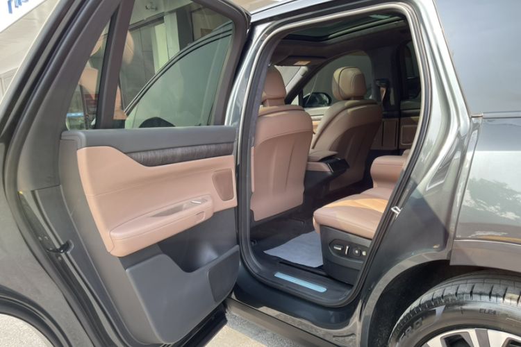 Used Nio ES8 2023 75 kWh