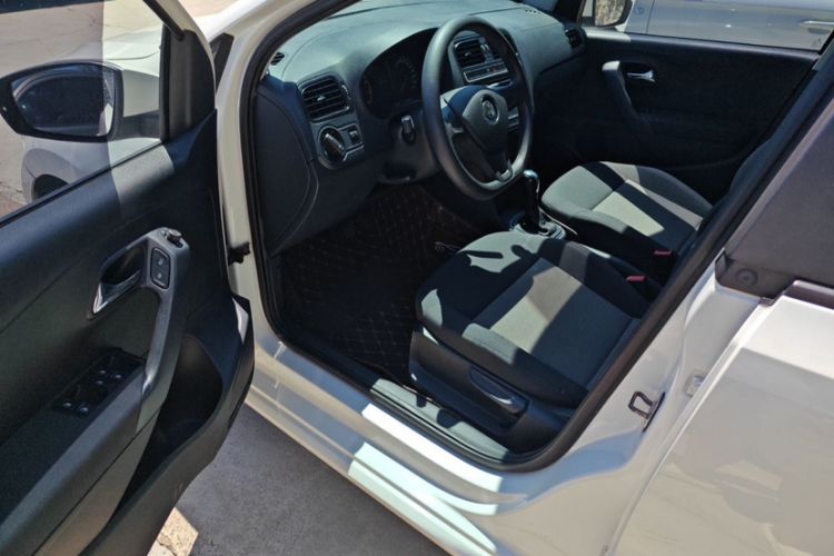 Used Volkswagen Polo 2016 1.4L Automatic Trendy Model
