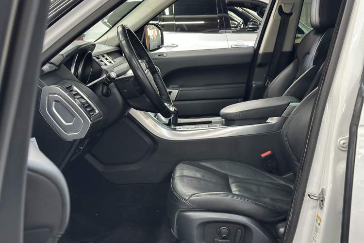 Used Land Rover Range Rover Sport 2017 3.0 SC V6 SE
