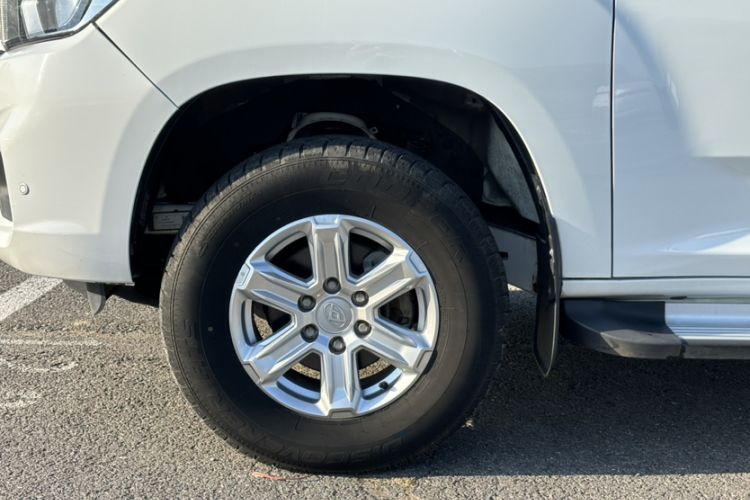 Used SAIC MAXUS T60 2017 2.0T Gasoline Automatic 4x4 High-Ride Elite Standard Cabin
