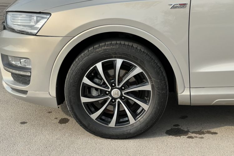 Used Zotye SR7 2016 1.5T CVT Cube Heart Edition China IV Standard
