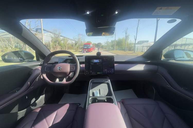 Used Nio ET5T 2025 75 kWh Touring
