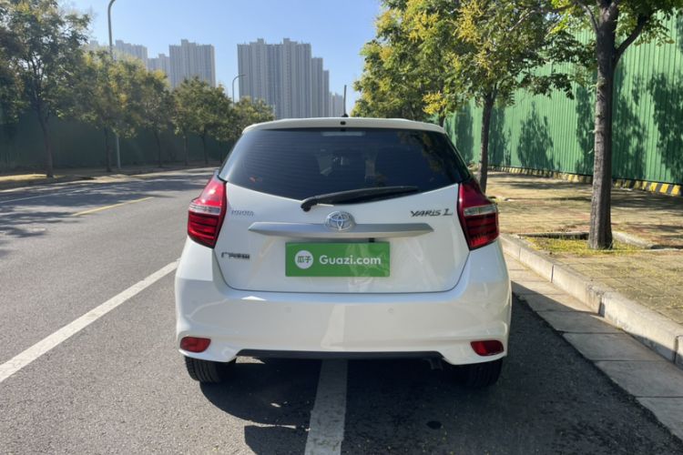 Used Toyota YARiS L 2016 Revised Version 1.5G CVT with Dynamic Sunroof
