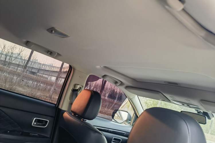 Used Mitsubishi Outlander 2021 Revised Version 2.0L Two-Wheel Drive Enjoyment Edition 5 Seats