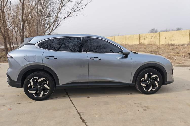 Used Baojun Yunhai 2024 140km Plug-in Hybrid Version