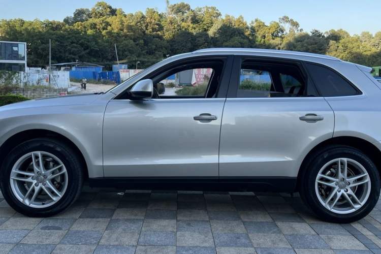 Used Audi Q5 2016 40 TFSI Comfort Model
