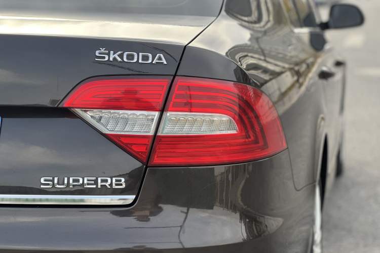 Used Skoda Superb 2013 1.8TSI Automatic Yashi Edition