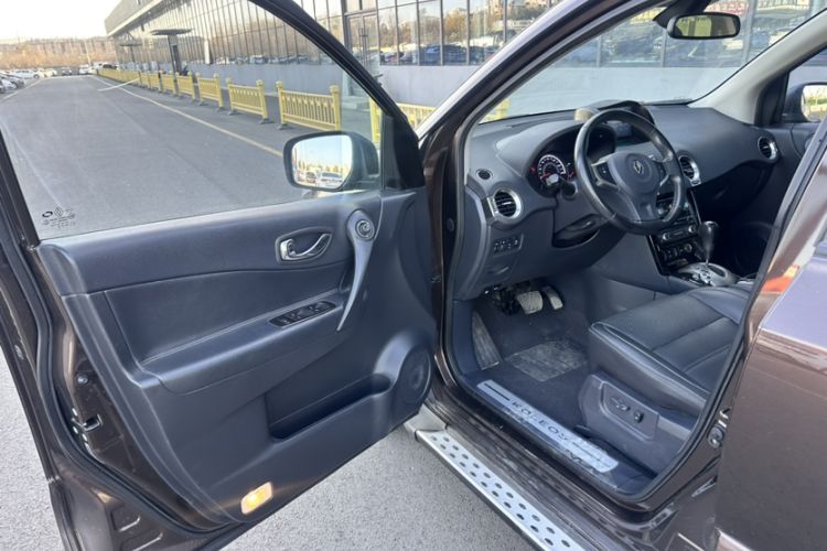 Used Renault Koleos 2015 2.5L 4x4 Comfort Edition