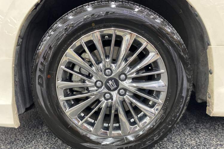 Used Toyota Vellfire 2021 Crown Dual-Engine 2.5L HV Prestige Edition
