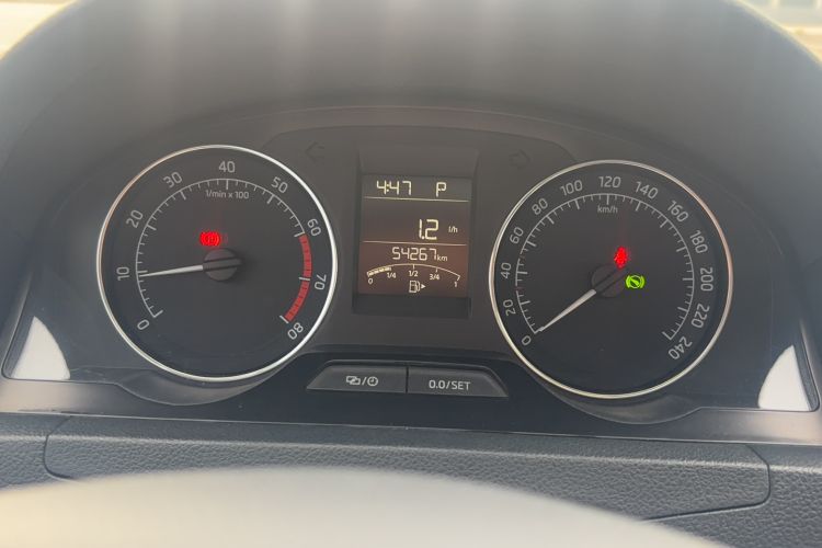 Used Skoda Rapid Spaceback 2014 1.6L Automatic Enjoyment Edition
