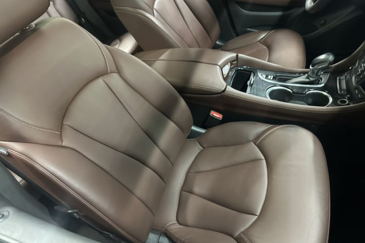 Used Buick Envision 2019 28T 4x4 Elite Version China V Standard
