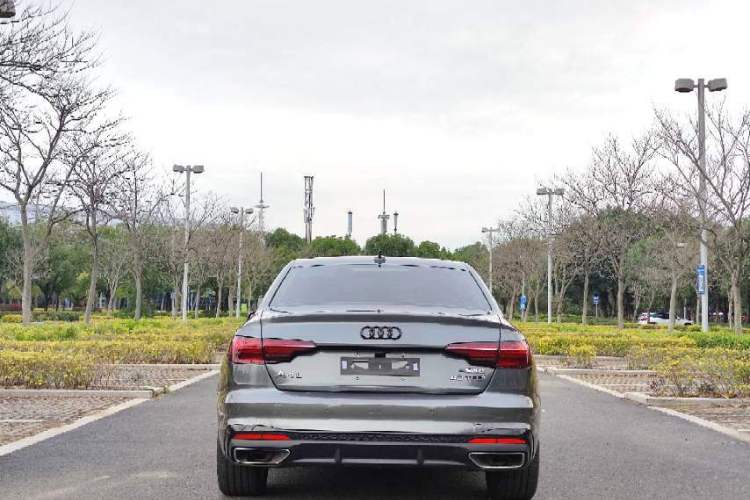 Used Audi A4L 2022 40 TFSI Luxury Dynamic Model