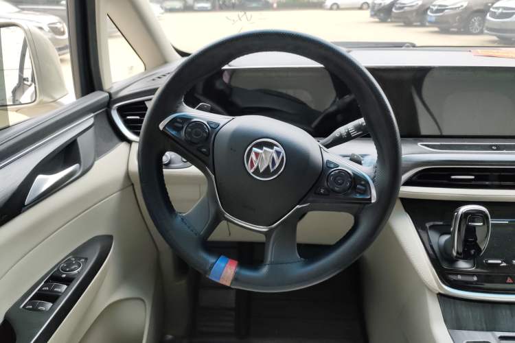 Used Buick GL8 2020 ES Land Cruiser 653T Comfort Edition
