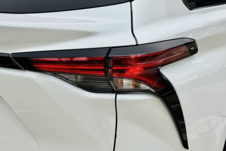 Used Toyota Sienna 2021 2.5L Hybrid Comfort Edition