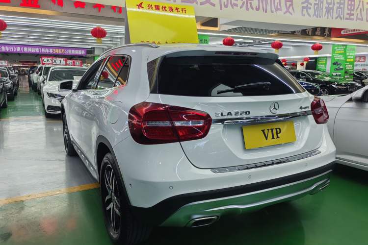 Used Mercedes-Benz GLA 2016 GLA 220 4MATIC Fashion Edition
