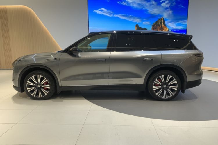 Used Nio ES8 2023 75 kWh Executive Edition