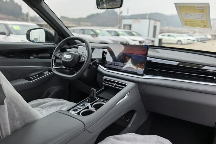 Used Geely Auto Emgrand X7 Sport 2026 Model 1.5TD Joyful