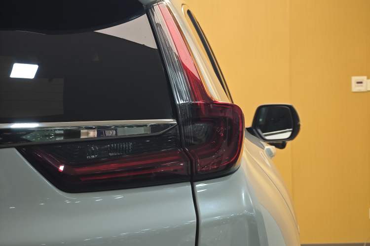 Used Honda CR-V 2021 240TURBO CVT 2WD Fashion Edition
