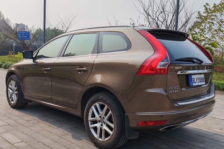 Used Volvo XC60 2017 T5 Smart Upgrade Edition