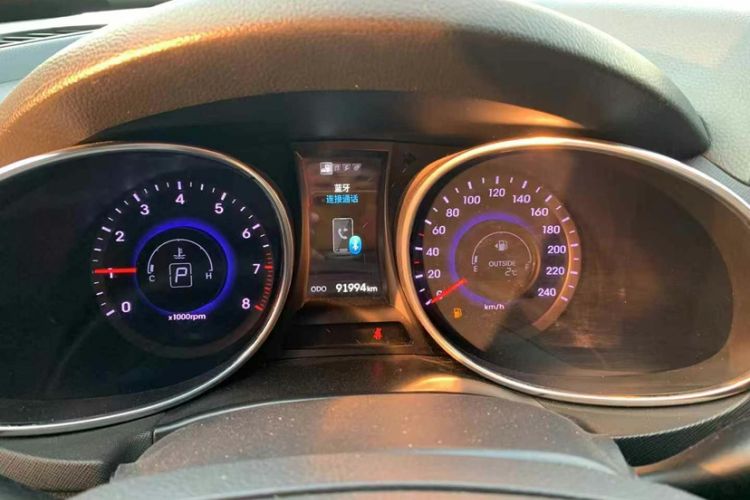 Used Hyundai Santa Fe 2013 2.4L Automatic Two-Wheel Drive Smart Version
