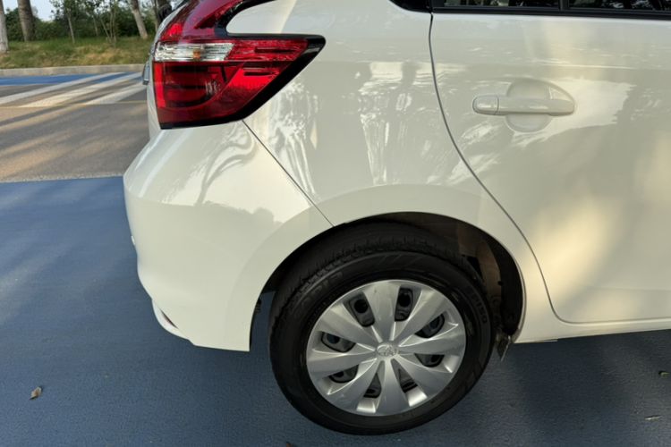 Used Toyota YARiS L 2019 1.5E CVT Dynamic Edition China VI compliant
