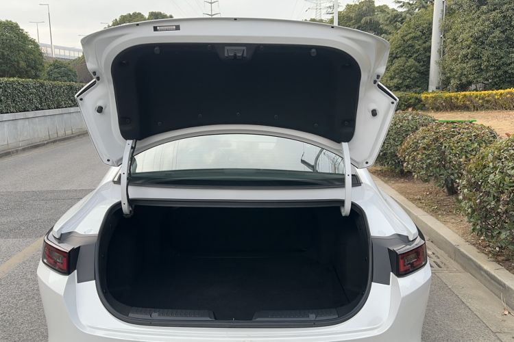 Used Changan Eado DD 2023 Blue Whale NE 1.5T GDI DCT Luxury Edition