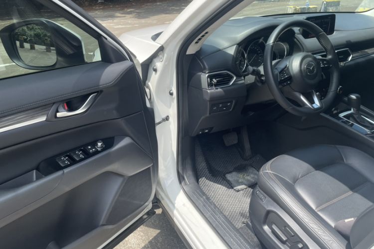 Used Mazda CX-5 2020 2.0L Automatic Two-Wheel Drive ZhiZun Version
