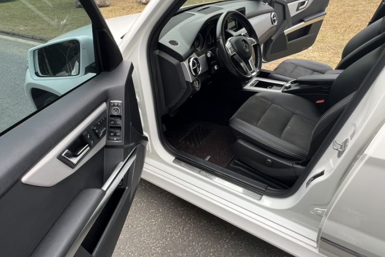 Used Mercedes-Benz GLK-Class 2015 GLK 260 4MATIC Fashion Edition Ultimate Version