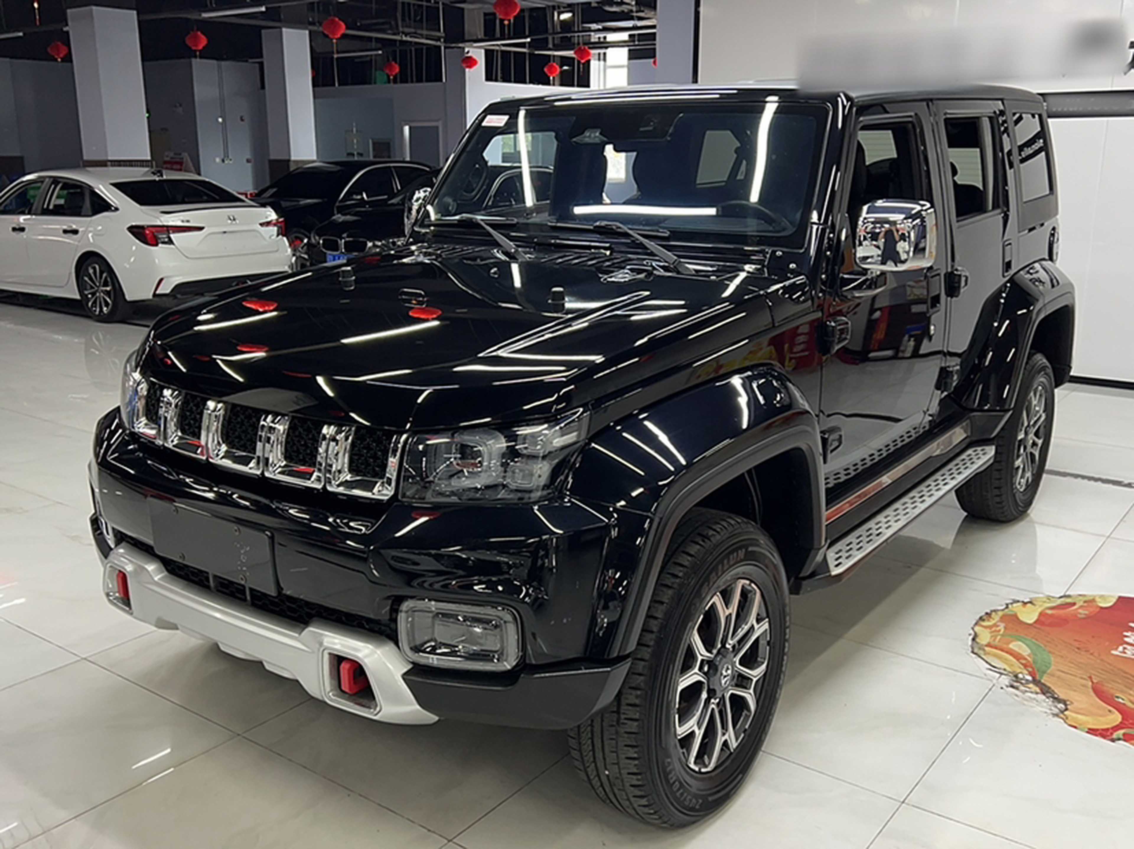 Под передней частью автомобиля