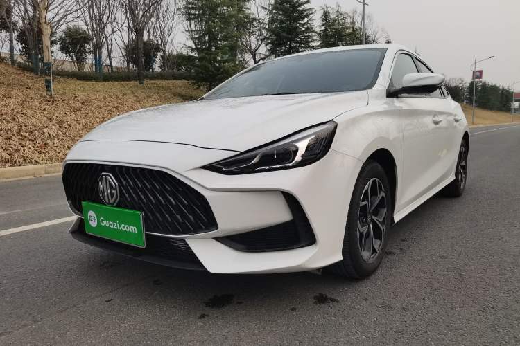 Used MG 5 2021 180 DVVT CVT Youth Luxury Edition
