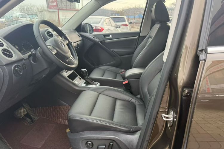 Used Volkswagen Tiguan 2015 1.8TSI Automatic All-Wheel-Drive Luxury Model