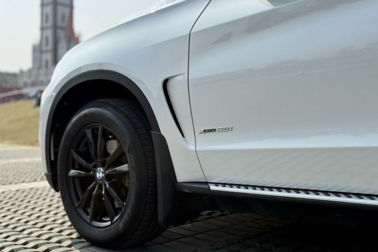 Used BMW X5 2015 xDrive28i