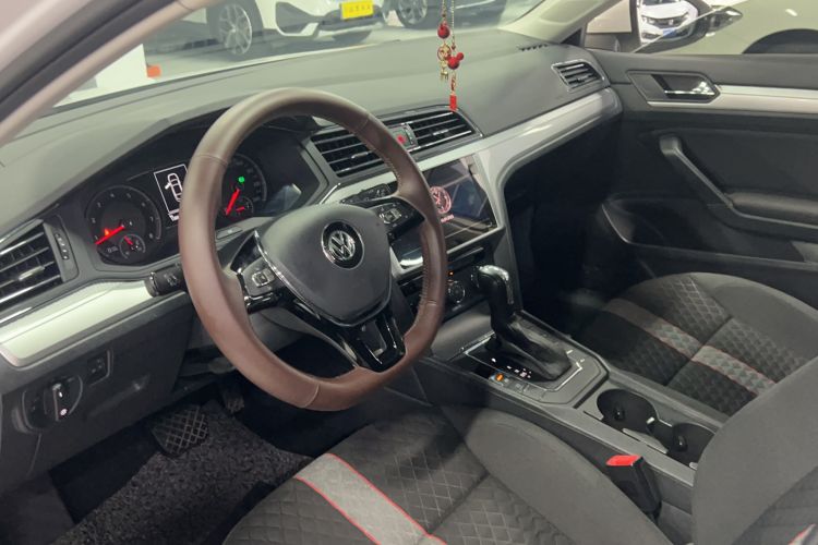 Used Volkswagen Lamando 2021 230TSI DSG Fashion Edition
