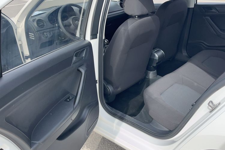 Used Volkswagen Jetta 2013 1.4L Manual Fashion Model
