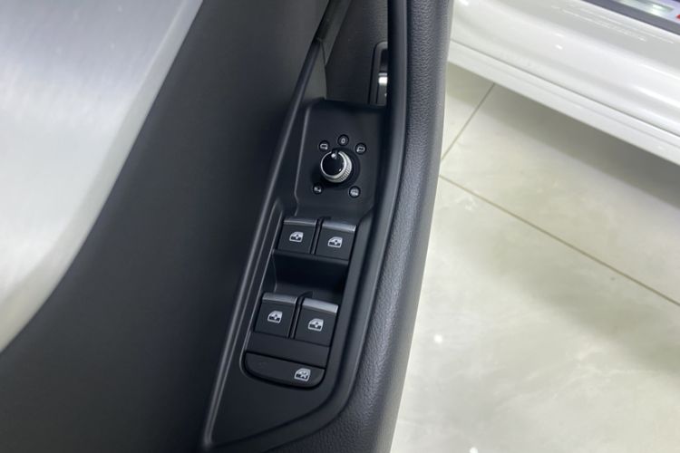 Used Audi A4L 2020 40 TFSI quattro Luxury Dynamic Model