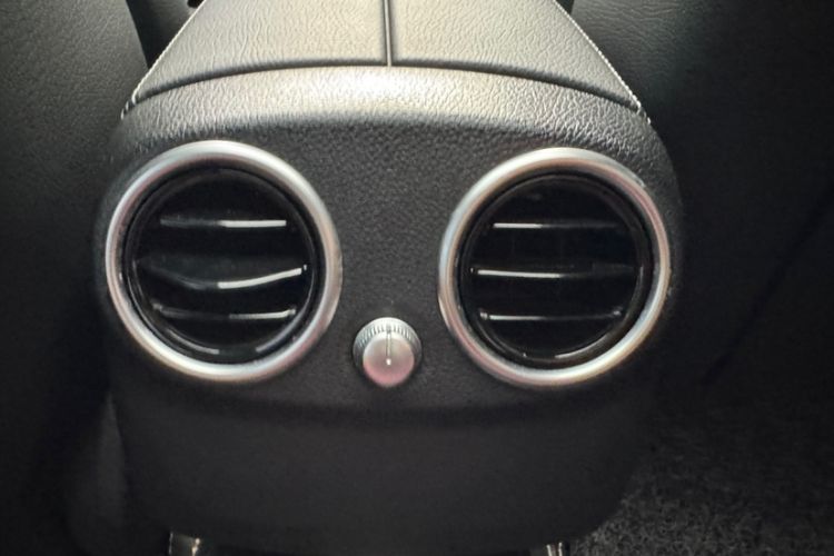 Used Mercedes-Benz C-Class 2018 C 180 L Fashion Edition Sport Version
