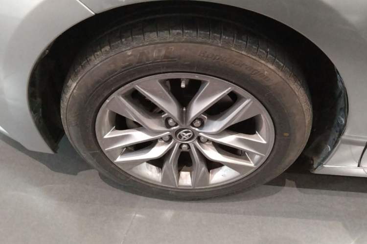 Used Toyota Avalon 2019 2.0L Ambition Edition China VI
