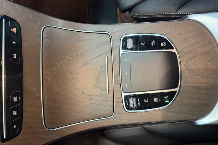 Used Mercedes-Benz GLC 2020 Facelift GLC 260 L 4MATIC Luxury Edition