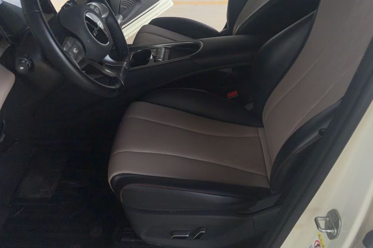 Used BYD Dolphin 2023 420 km Free Version
