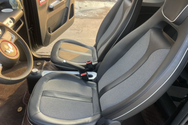 Used Wuling Hongguang MINIEV 2022 GAMEBOY 300km Enthusiast Model with Lithium Iron Phosphate