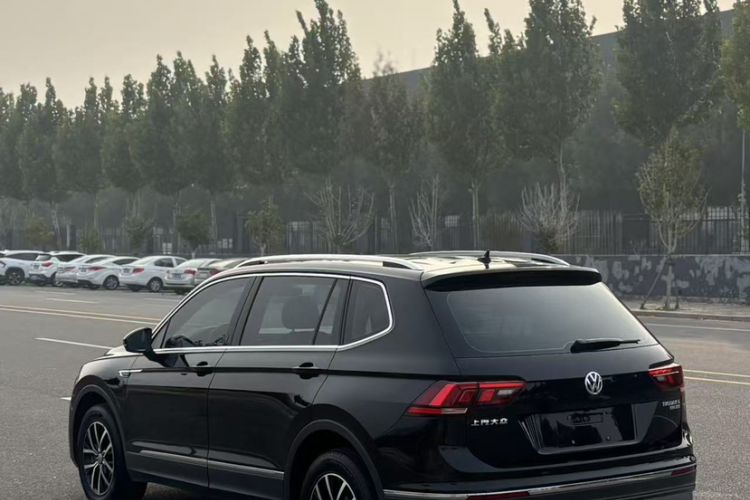 Used Volkswagen Tiguan L 2018 330TSI Automatic Two-Wheel Drive Luxury Edition
