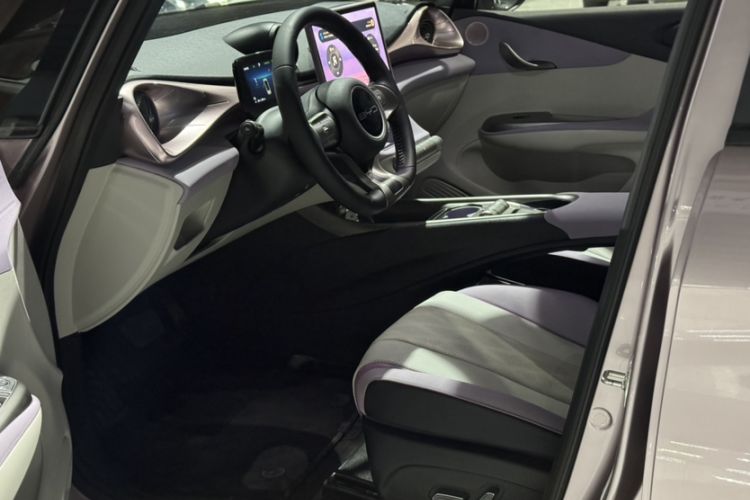 Used BYD Dolphin 2024 Honor Edition 420km Fashion Version
