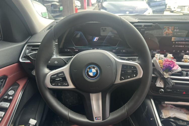 Used BMW i3 2024 eDrive 35 L
