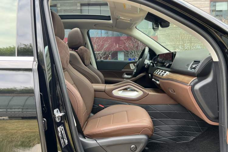 Used Mercedes-Benz GLE 2024 GLE 450 4MATIC Stylish Model