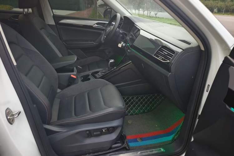 Used Volkswagen Tayron 2021 330TSI Two-Wheel Drive Luxury Smart Connectivity Version
