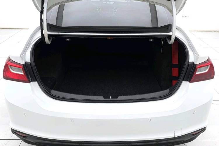 Used Chevrolet Malibu XL 2017 1.5T Automatic Ruichi Edition